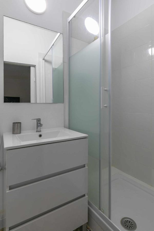 Appartamento Apartamento céntrico y confortable Madrid Esterno foto